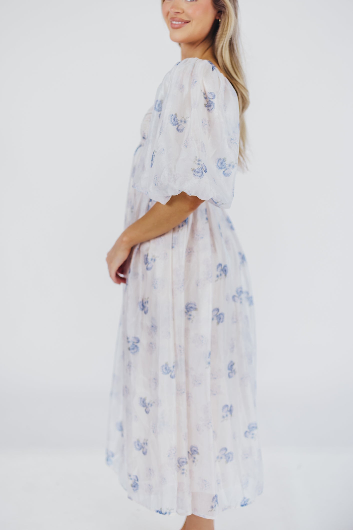 Harlow Maxi Dress in Muted Blue Floral - Bump Friendly & Inclusive Sizing (S-3XL)