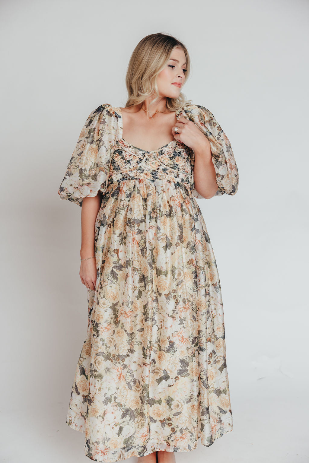 Harlow Maxi Dress in Champagne Floral - Bump Friendly & Inclusive Sizing (S-3XL)