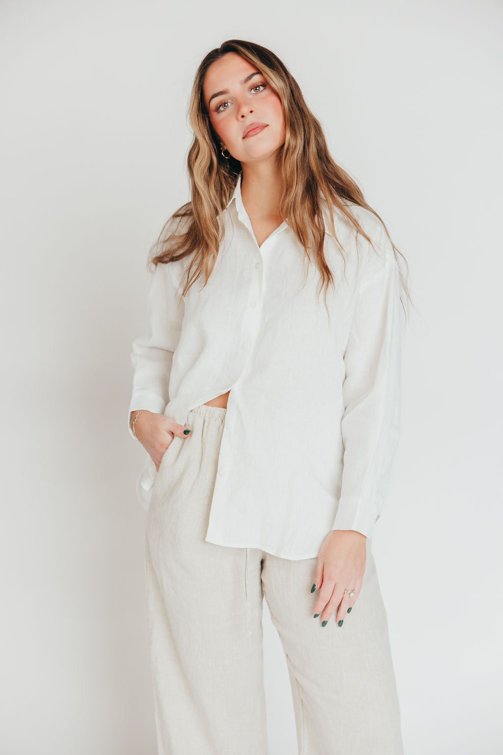 The Evelyn 100% Linen Top in White