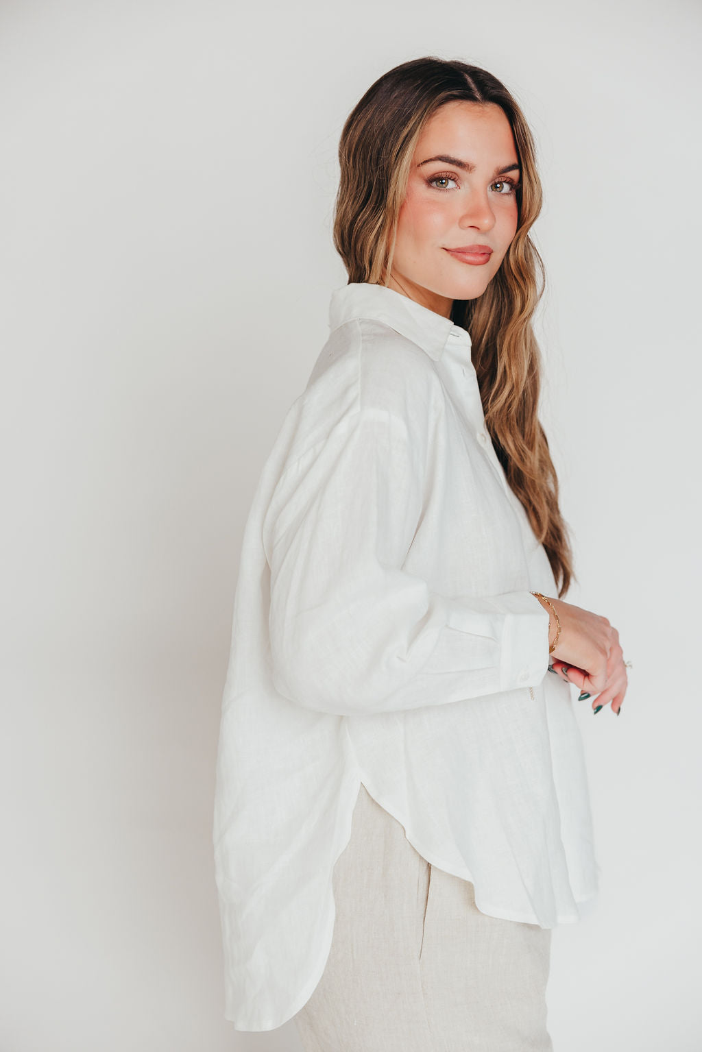 The Evelyn 100% Linen Top in White