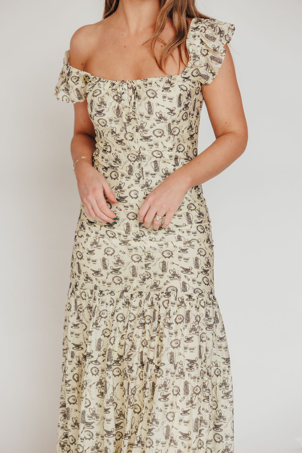 Emery Midi Dress in Vintage Tea (Sizes S-XL)