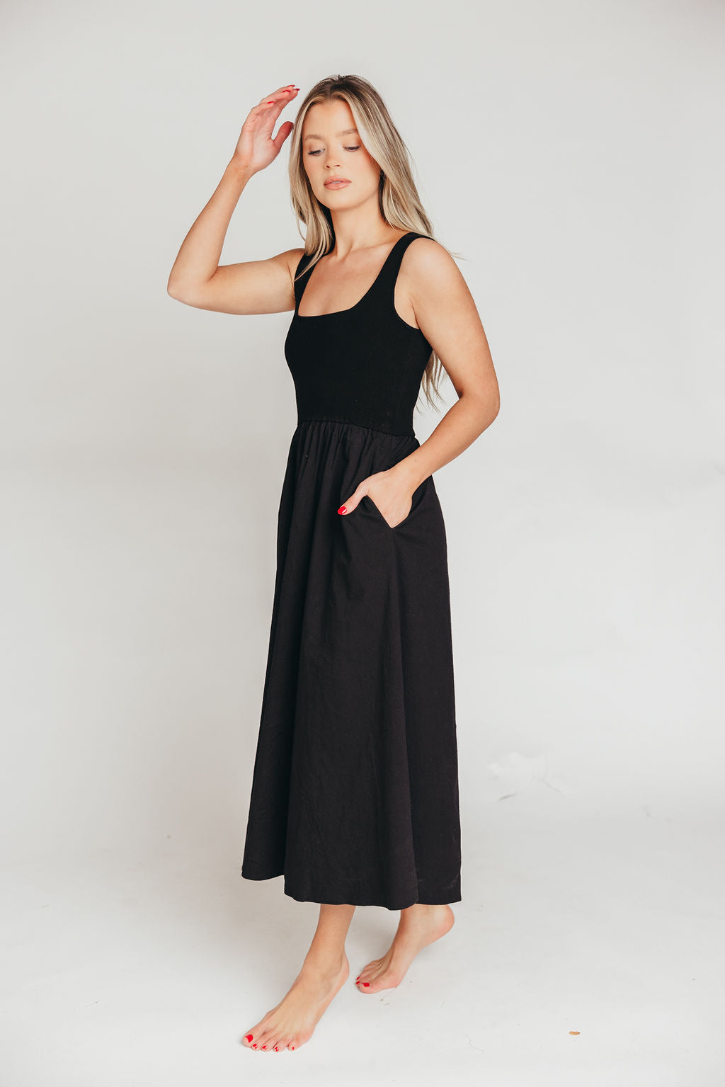 Lucinda Maxi Dress in Black