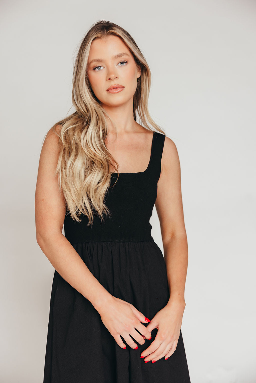 Lucinda Maxi Dress in Black