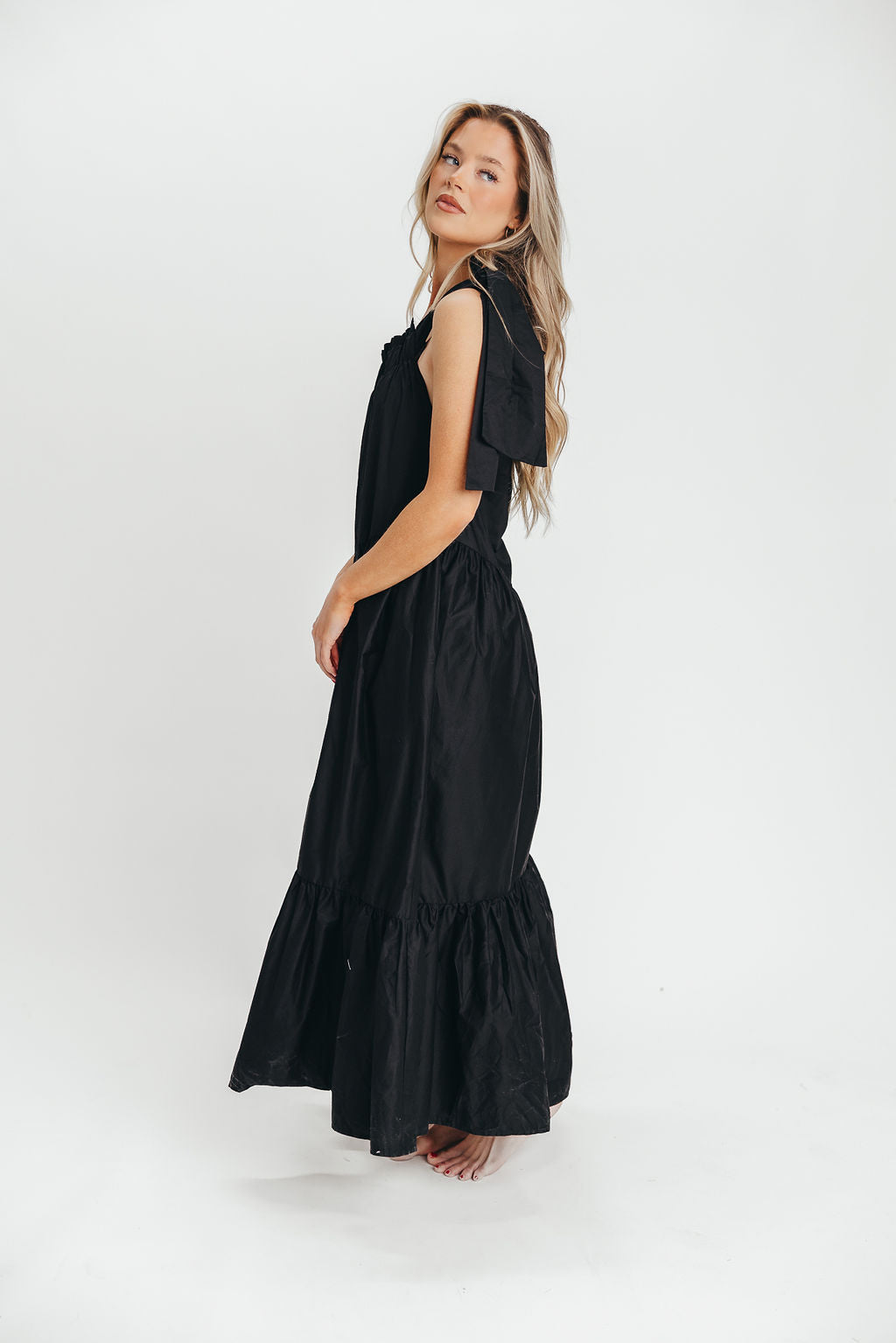 Jordan One-Shoulder Maxi Dress in Black - Bump Friendly