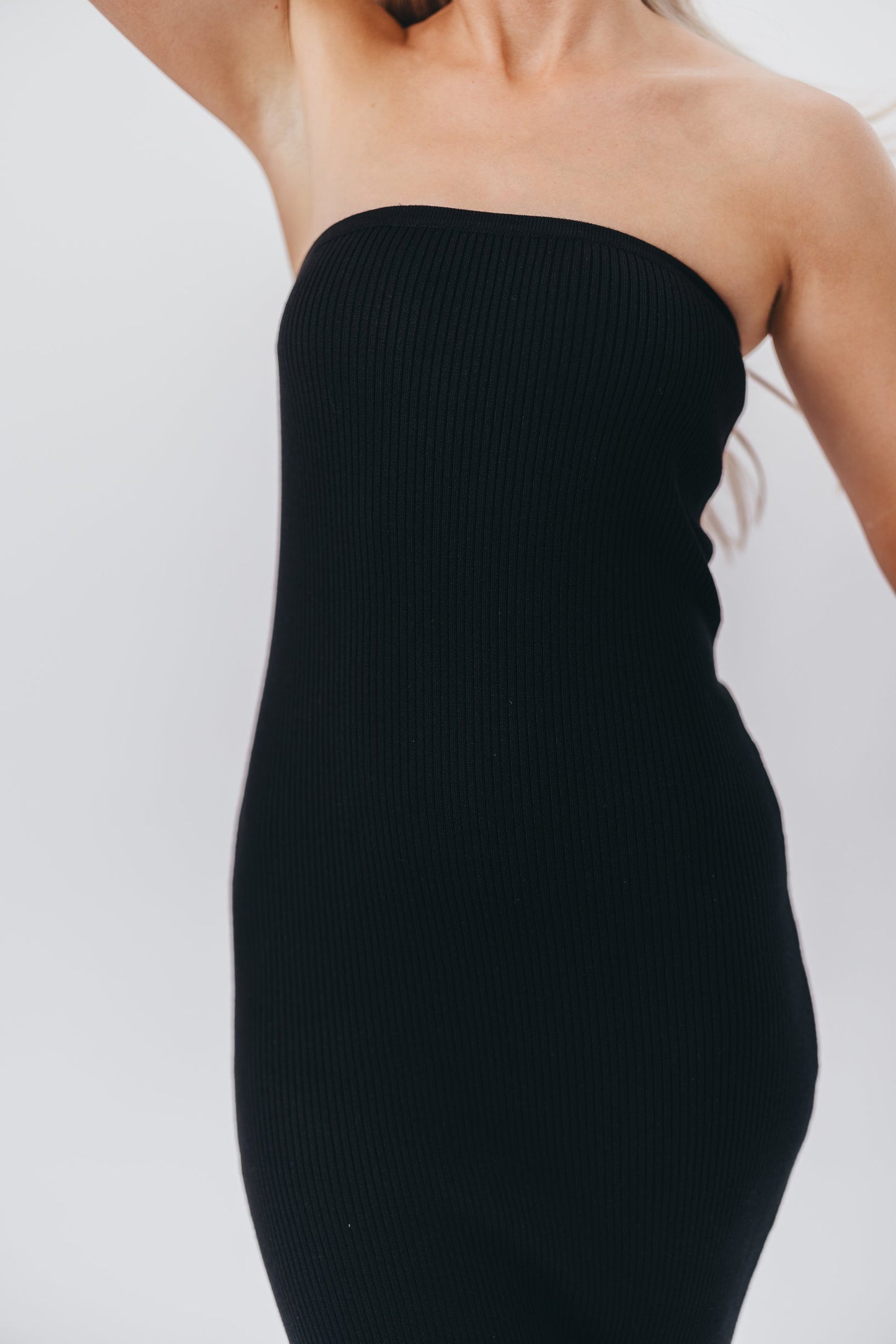 Courtney Ribbed Knit Strapless Maxi Dress in Black