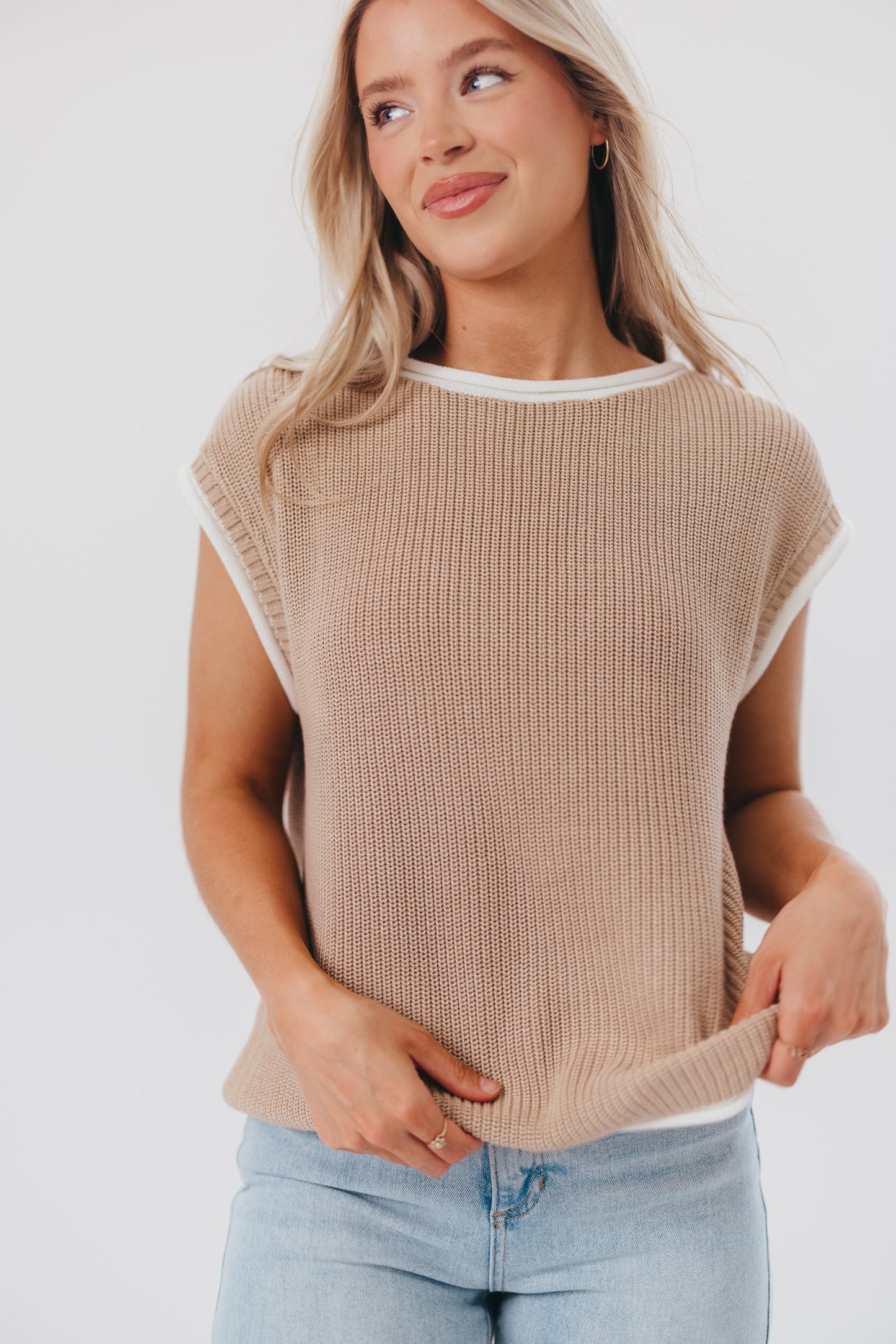 Stella Knit Sweater Vest Top with Contrast Rolled Edge in Natural