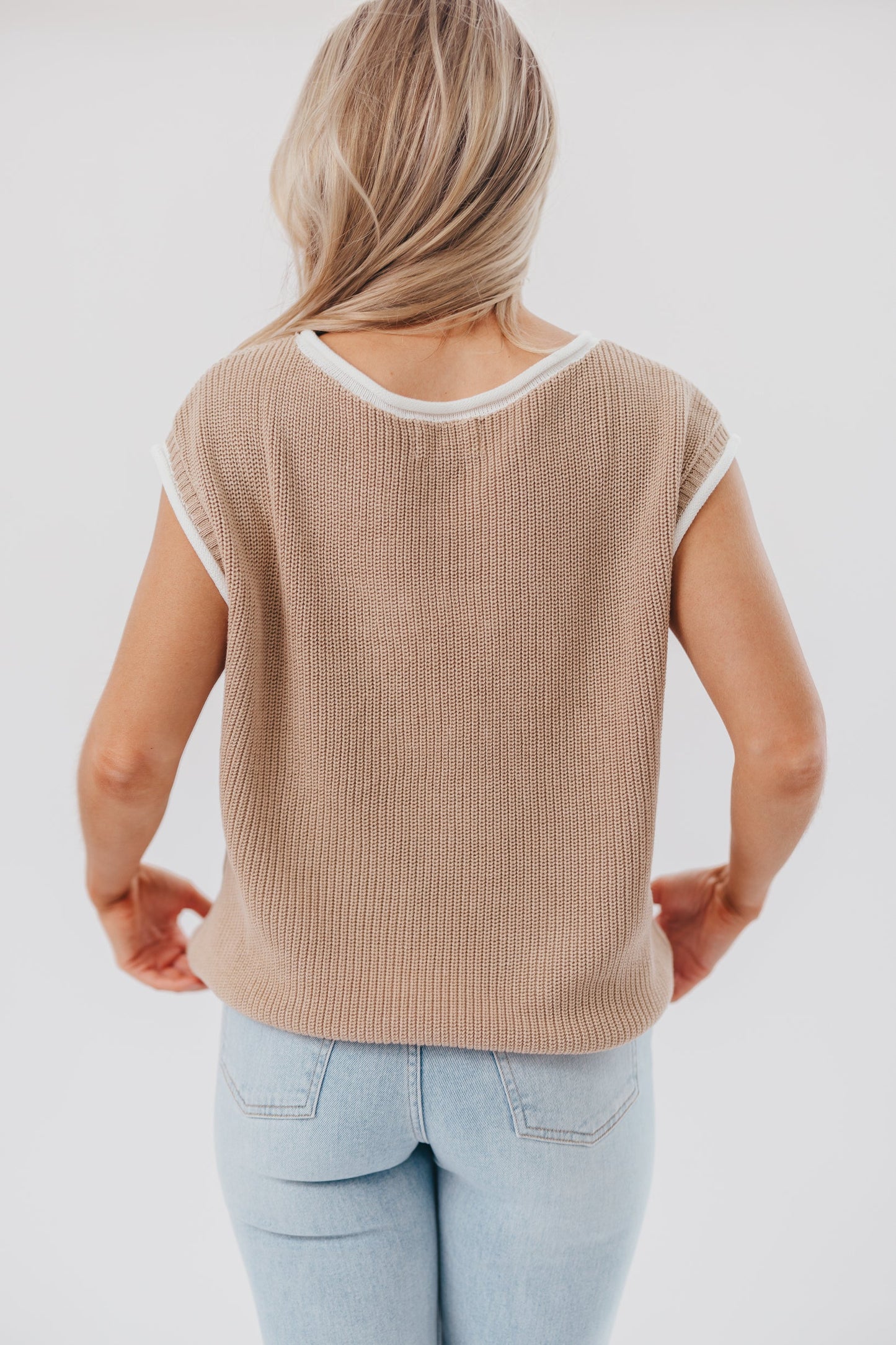 Stella Knit Sweater Vest Top with Contrast Rolled Edge in Natural