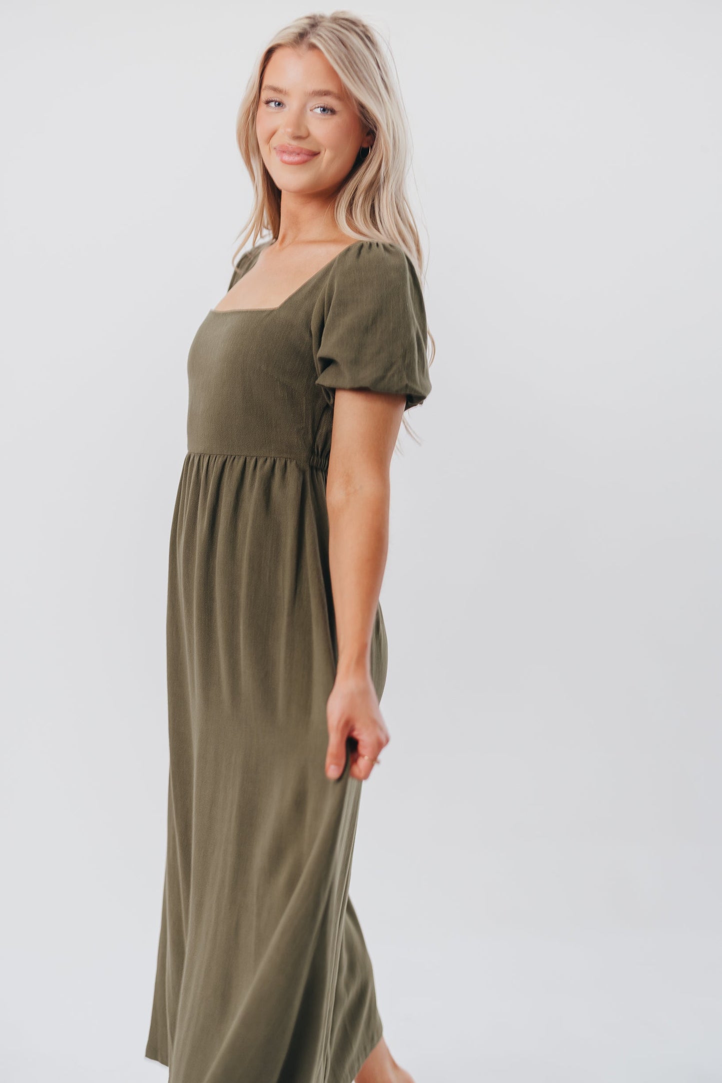 Ainsley Square Neck Midi Dress with Puffed Sleeves in Hunter Green - Bump Friendly