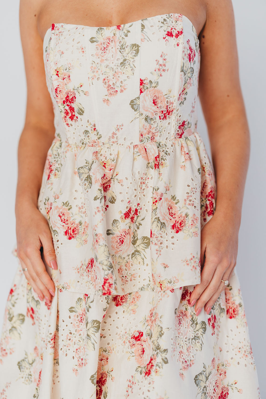 Britney Eyelet Midi Dress in Natural Floral