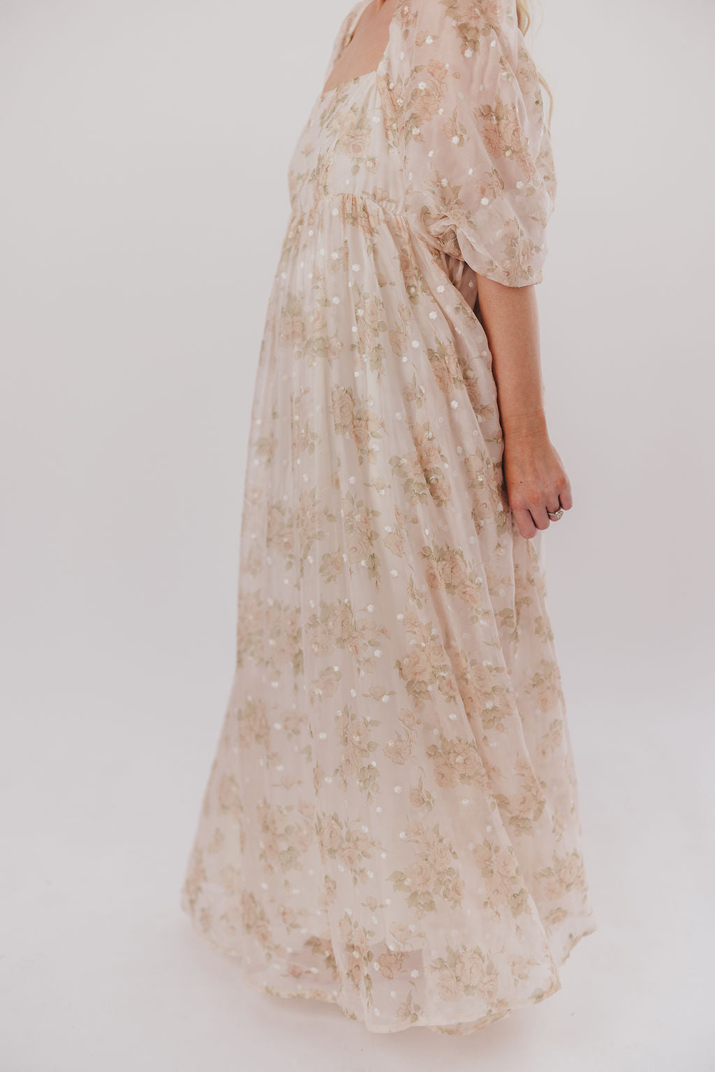 Mona Maxi Dress with Smocking in Cream Floral - Bump Friendly & Inclusive Sizing (S-3XL)