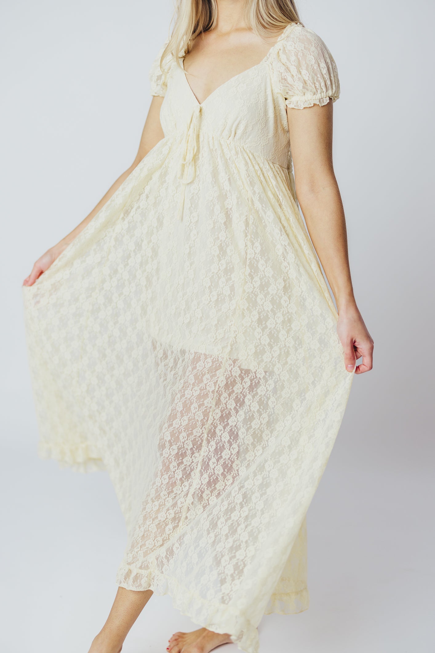 Lindsey Lace Maxi Dress with Ruffles in Ivory