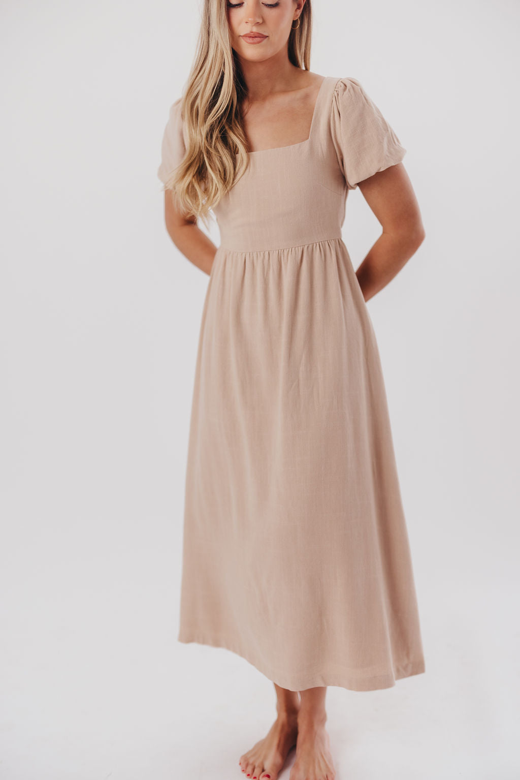 Ainsley Square Neck Midi Dress with Puffed Sleeves in Deep Taupe - Bump Friendly