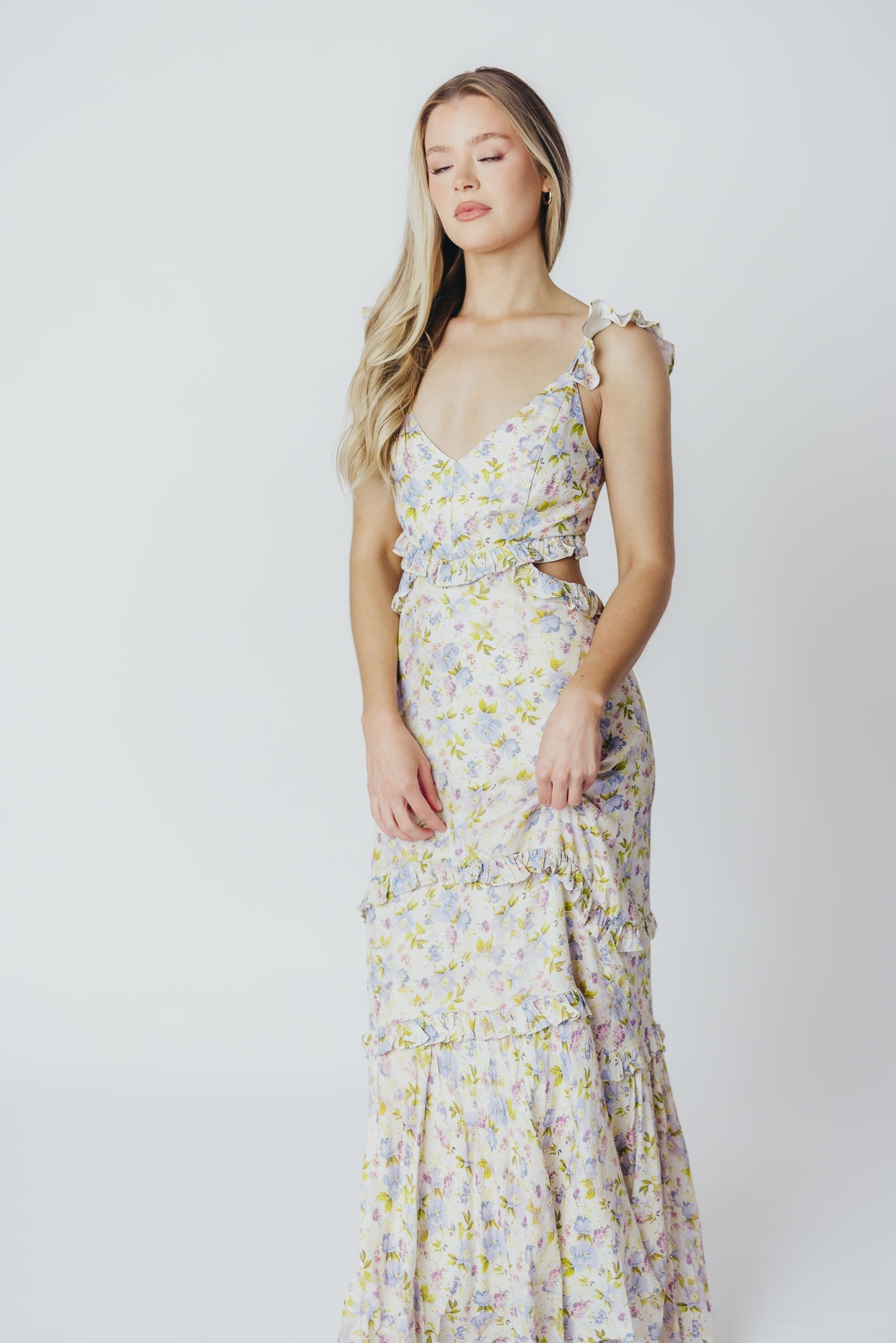 ASTR Rebecca Maxi Dress in Taupe Purple Floral