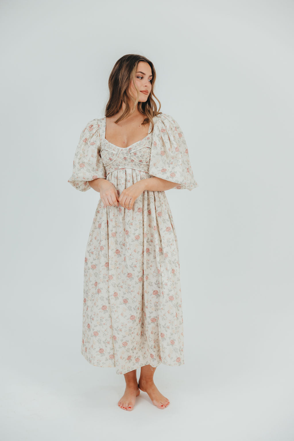 Harlow Maxi Dress in Off-White Floral - Bump Friendly & Inclusive Sizing (S-3XL)