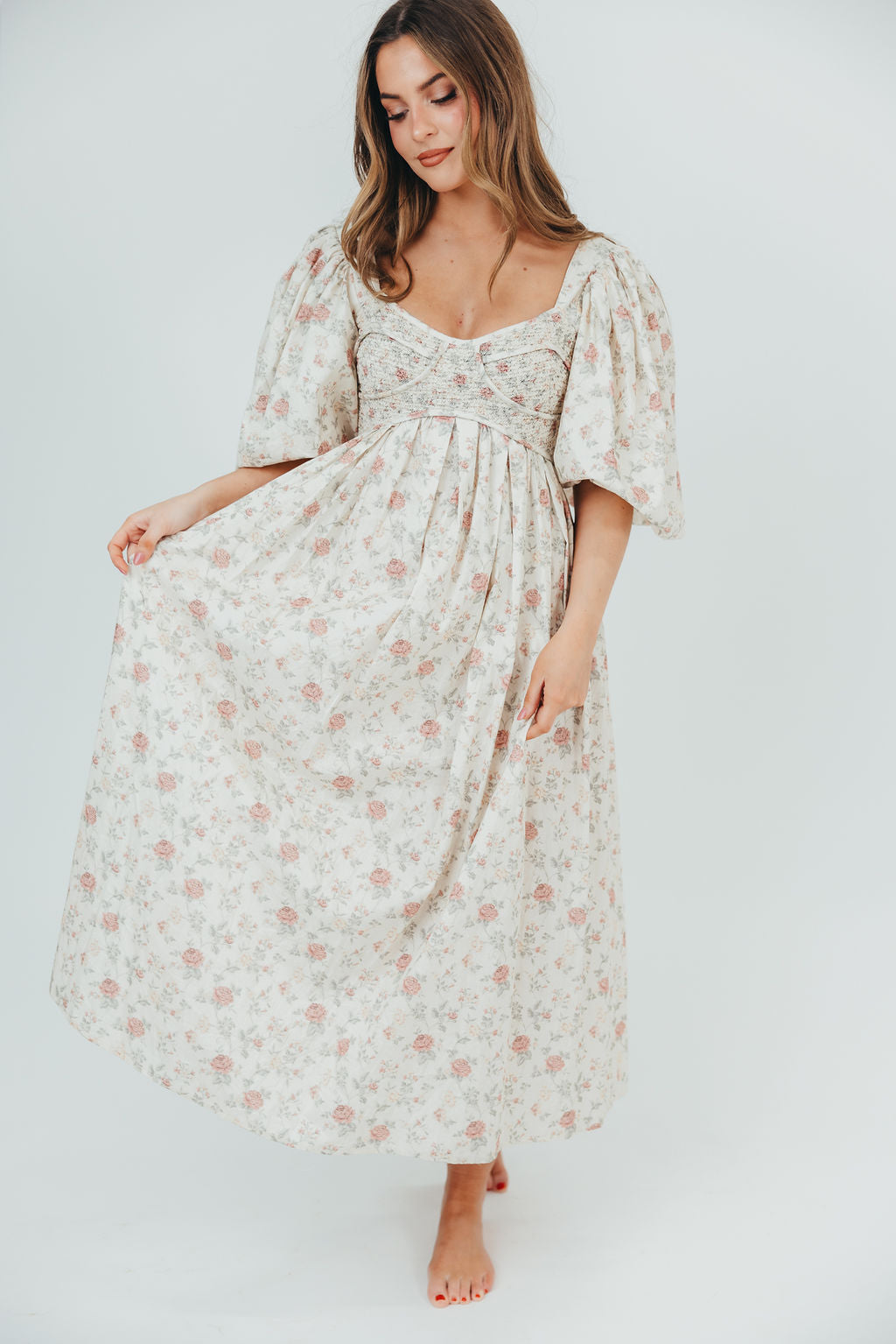 Harlow Maxi Dress in Off-White Floral - Bump Friendly & Inclusive Sizing (S-3XL)