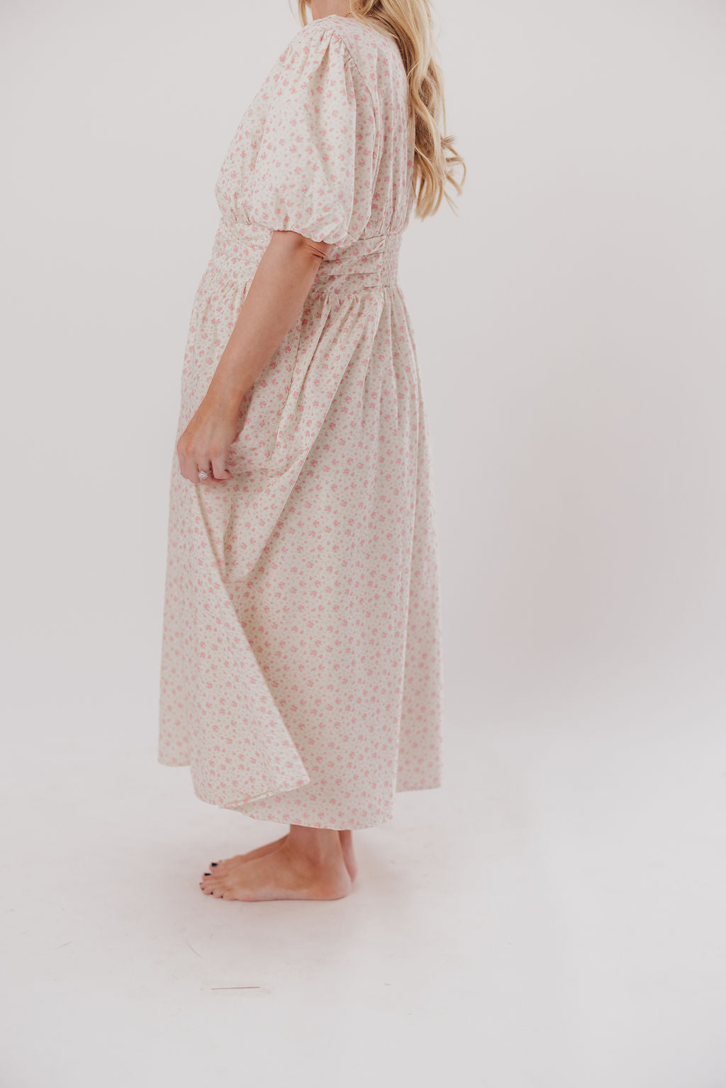 Billie Pleated Maxi Dress in White Pink Floral - Bump Friendly & Inclusive Sizing (S-3XL)