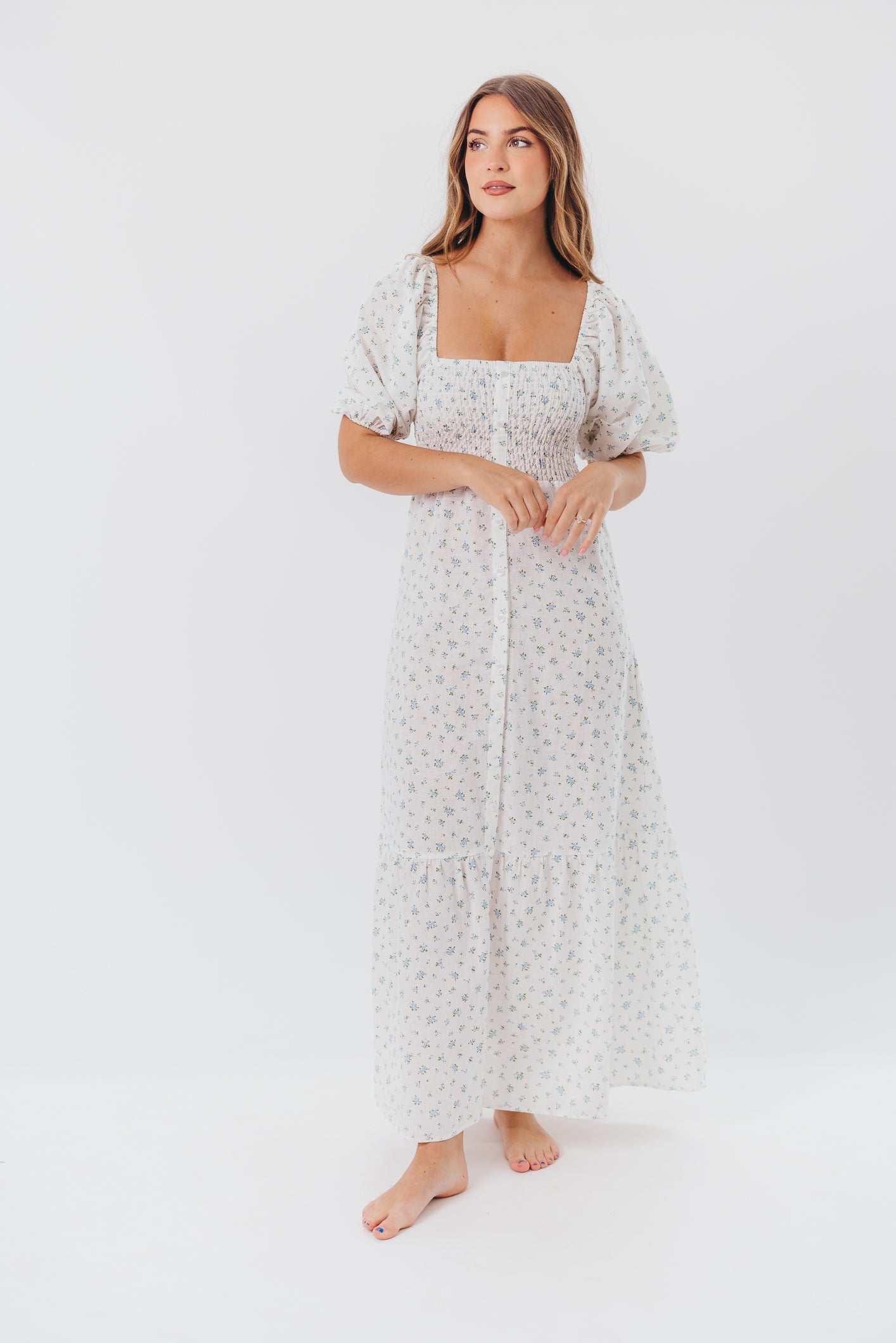 Daisy Maxi Dress in White/Blue Floral