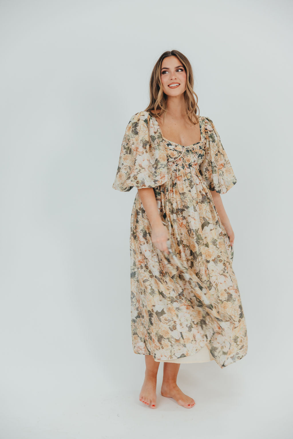 Harlow Maxi Dress in Champagne Floral - Bump Friendly & Inclusive Sizing (S-3XL)