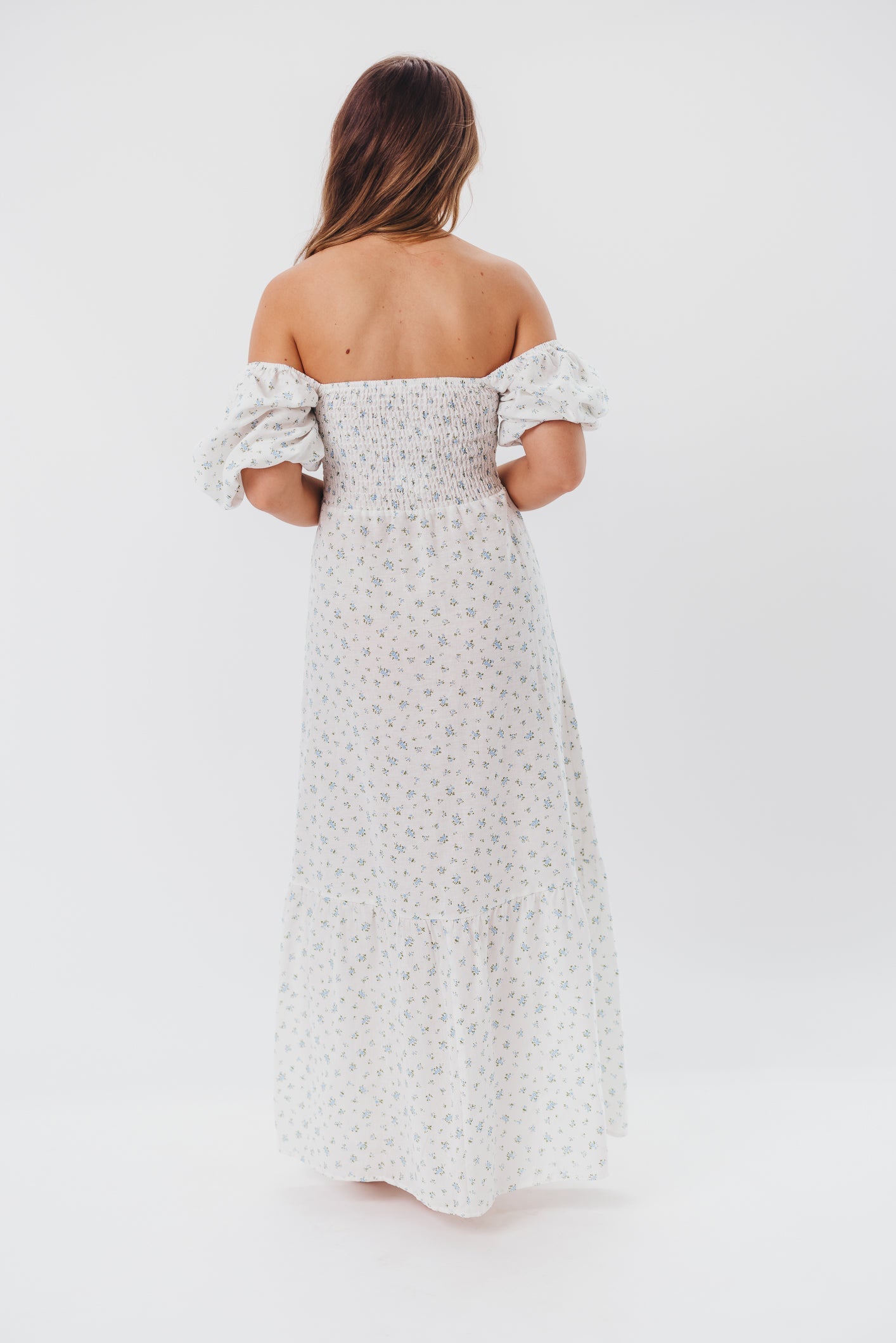 Daisy Maxi Dress in White/Blue Floral