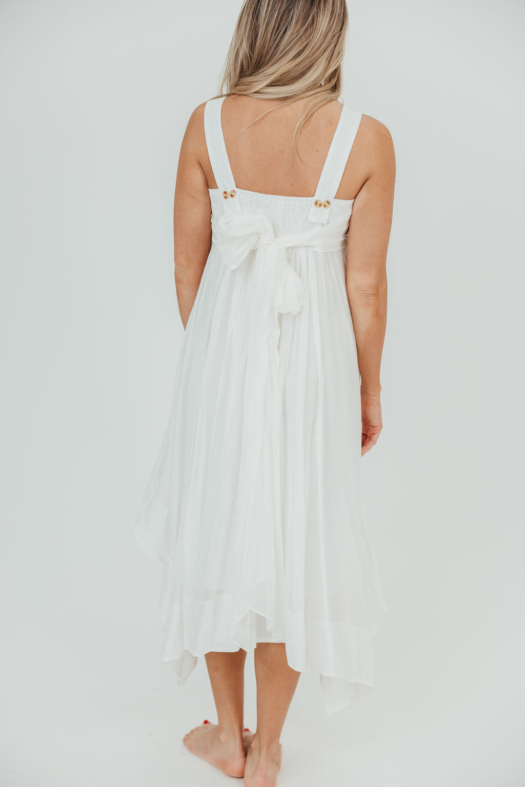 Ariella Sleeveless Midi Dress in Off-White