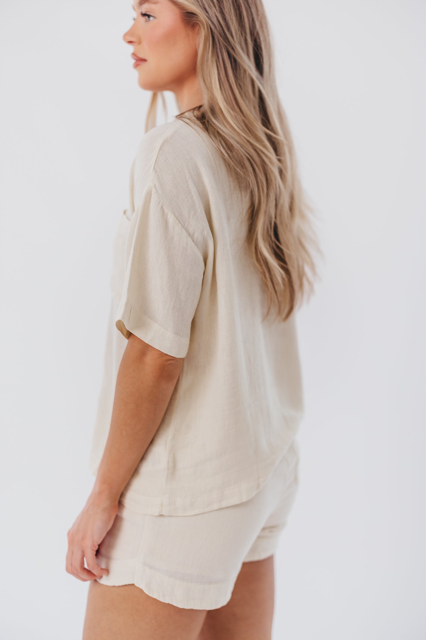 Ella Button-Up Shirt in Seashell - Nursing Friendly