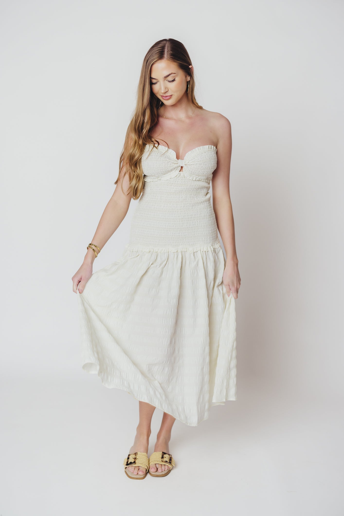 Whitley Strapless Sweetheart Midi Dress in Ivory