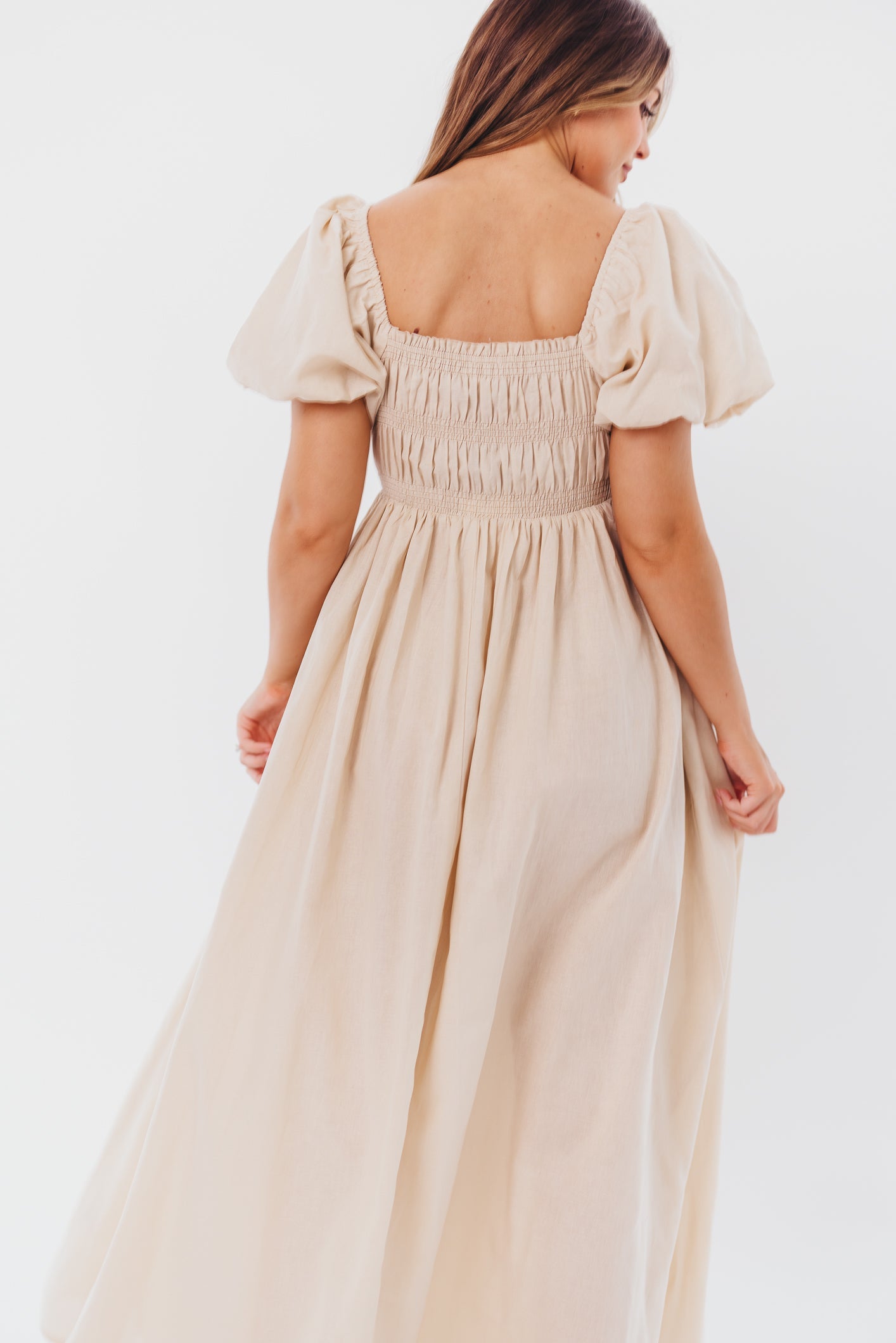 Nan Smocked Maxi Dress with Puffed Sleeves in Light Taupe