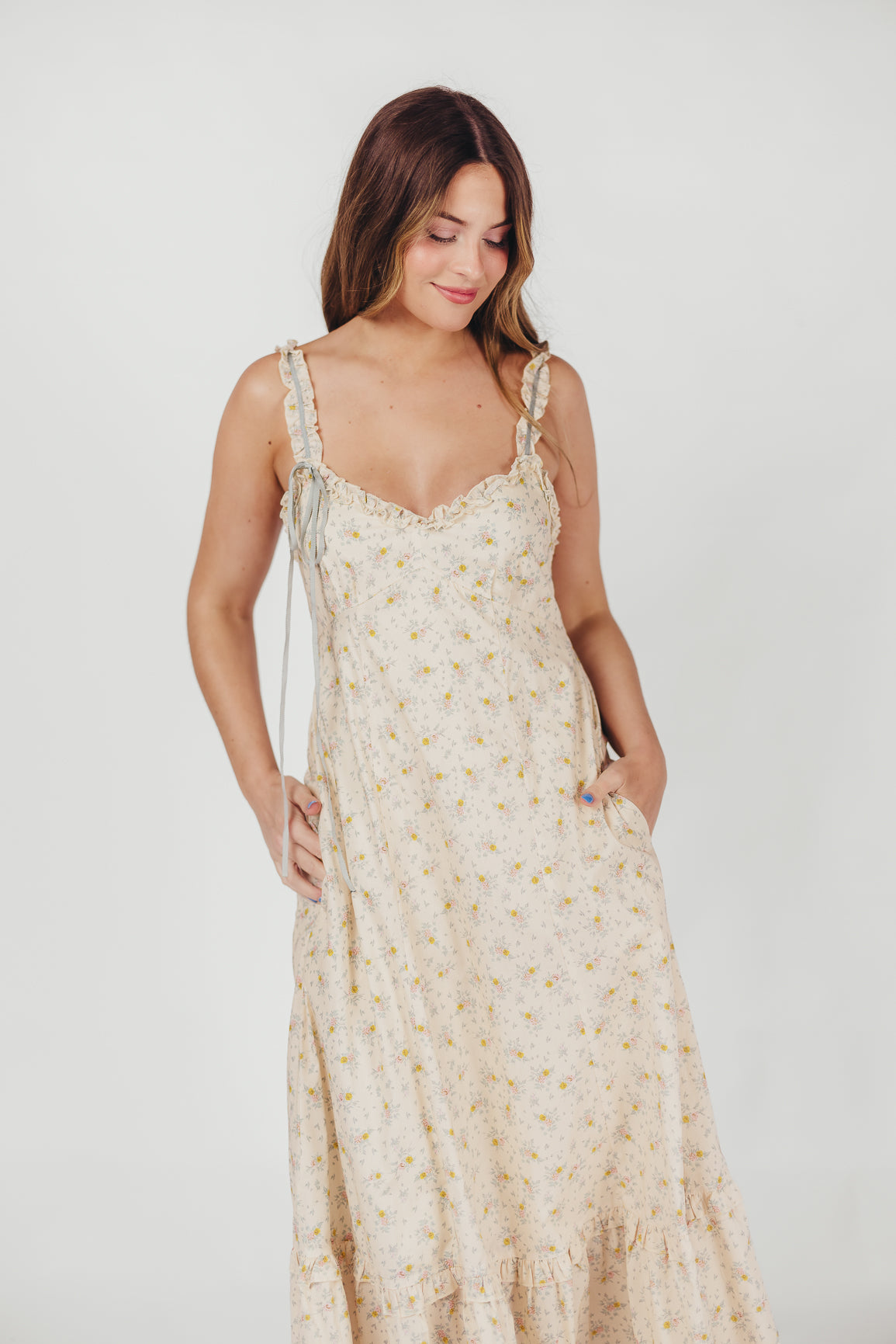 Penelope Cotton Maxi Dress with Ruffle Accents in Creme Floral