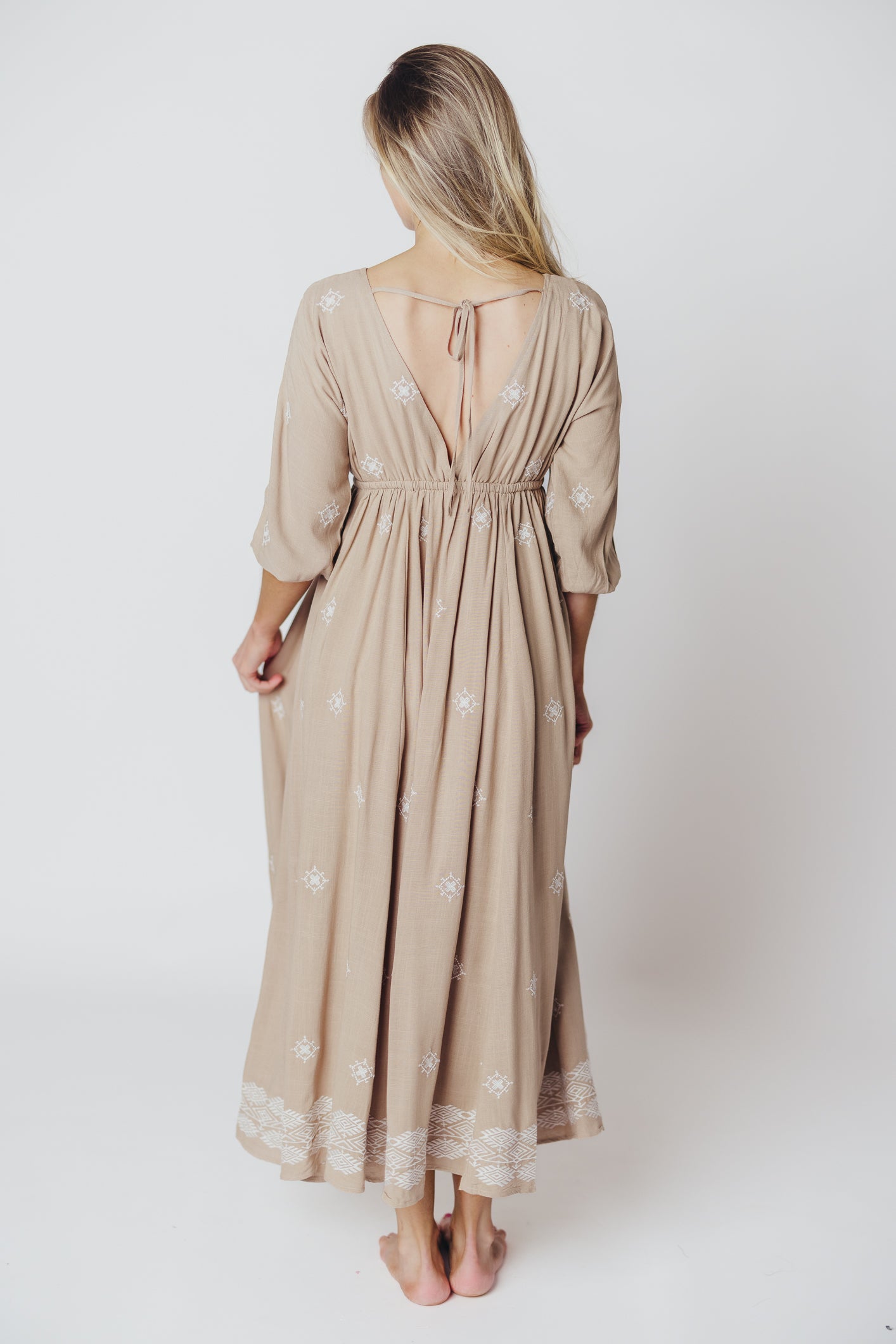 Janette Embroidered Midi Dress in Linen Beige