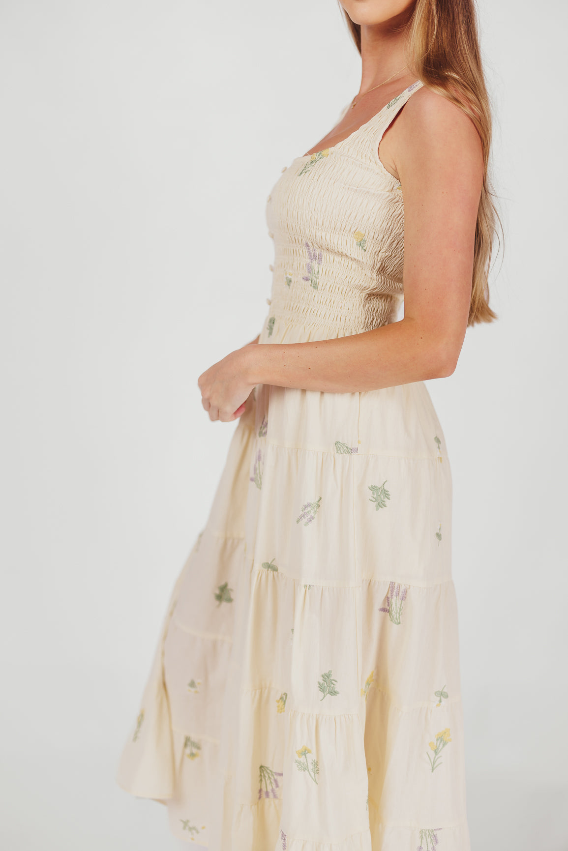 Eileen Cotton Maxi Dress with Embroidered Flowers in Ivory