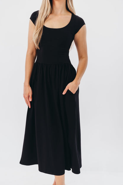 Larissa Short Sleeve Knit Midi Dress in Black