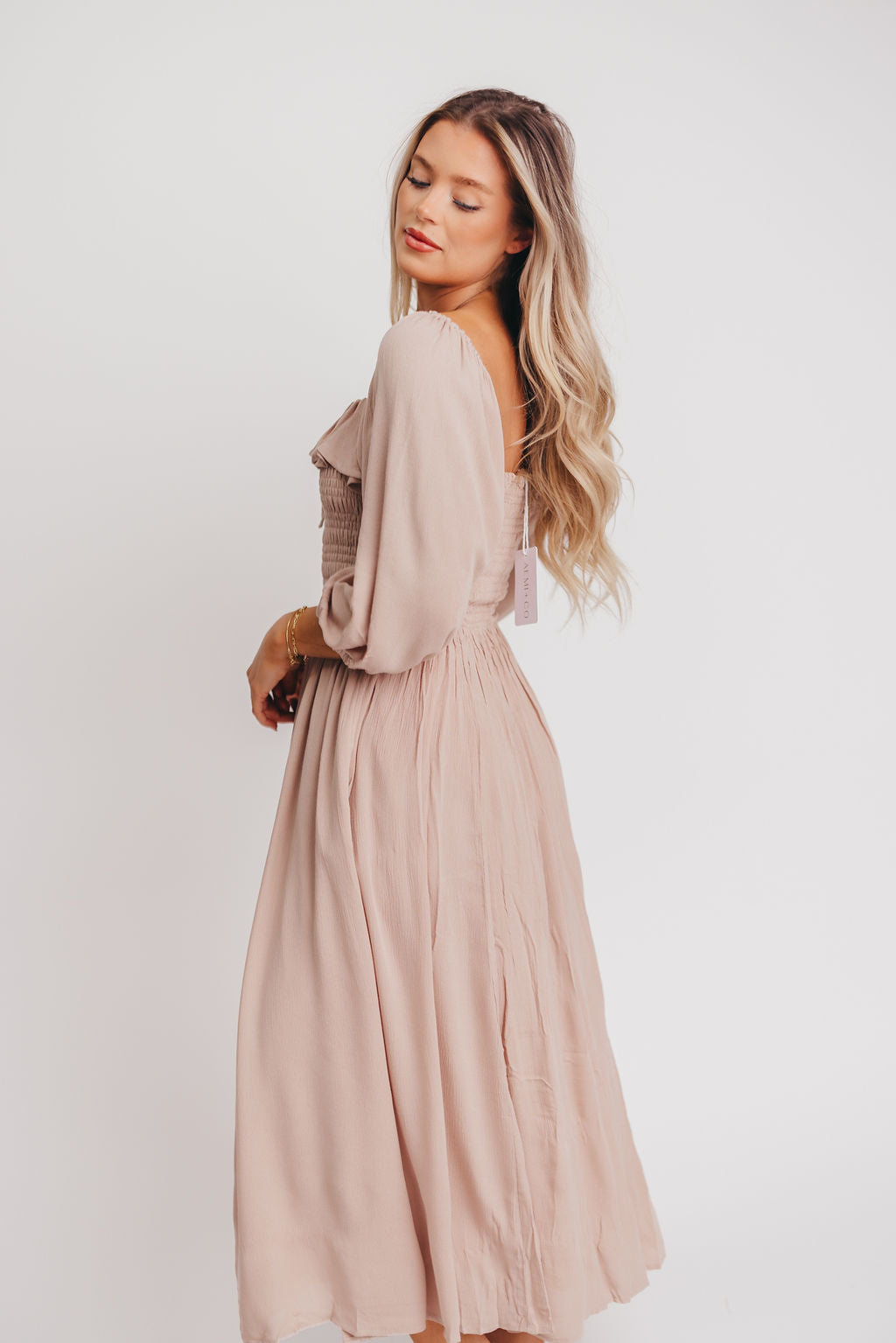 Geri Coastal Maxi Dress in Ecru