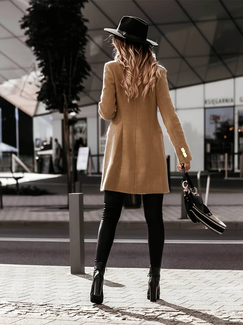 Clara | slim-fit wool coat