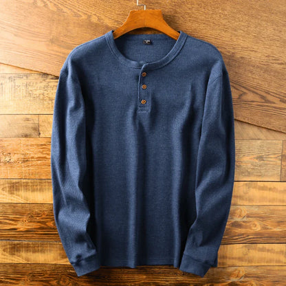 Finn – henley t-shirt made from 100% cotton with long sleeves