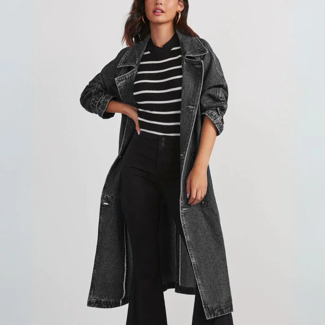 Long buttoned coat with belt – women