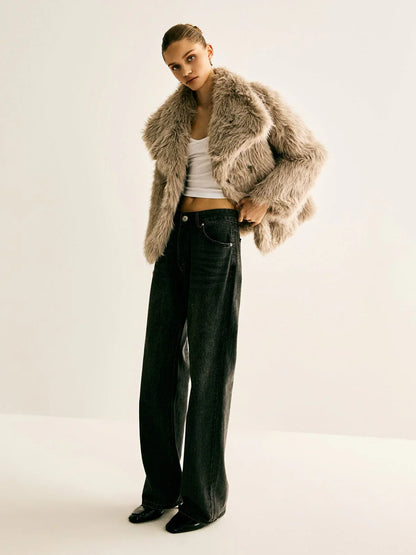 Luxurious faux-fur jacket – women
