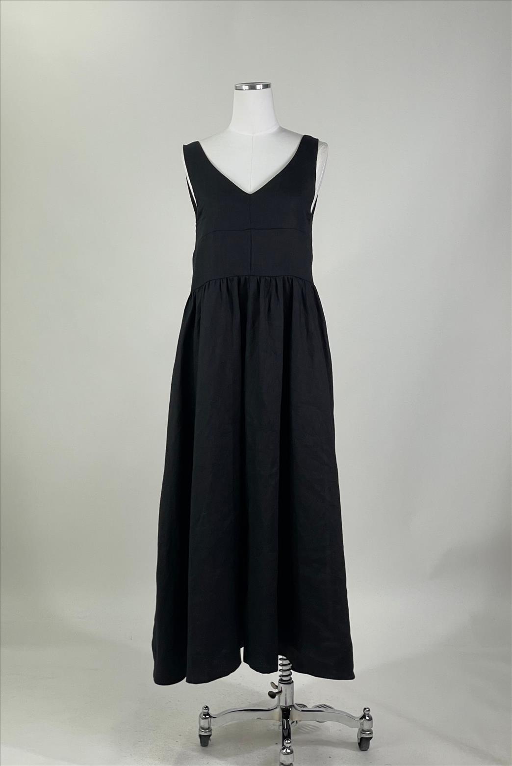 Eleonie 100% Linen Maxi Dress in Black