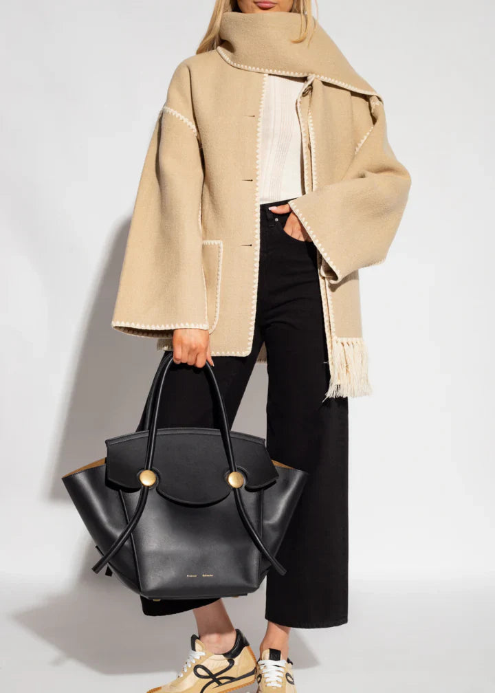 Keyra - luxurious jacket with scarf