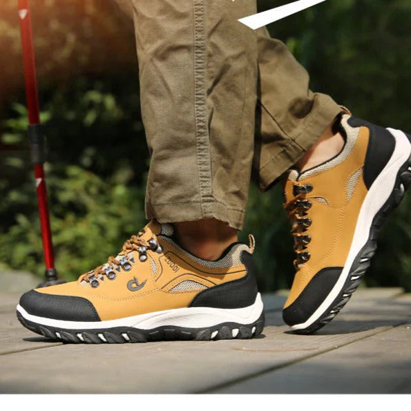 Arvid – breathable hiking boots with shock-absorbing soles