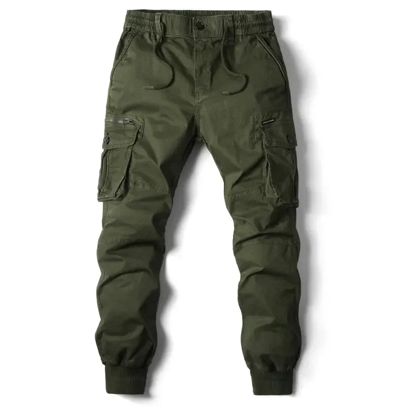 Jonas - comfortable men's cargo shorts with a casual look
