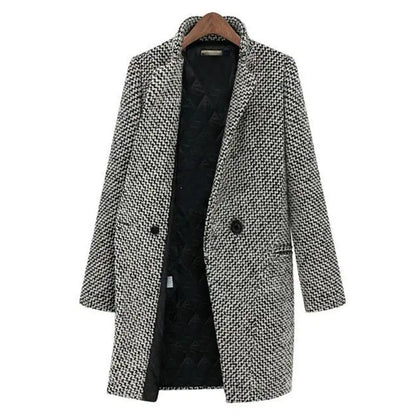 Long women's coat with double-breasted button placket and pattern