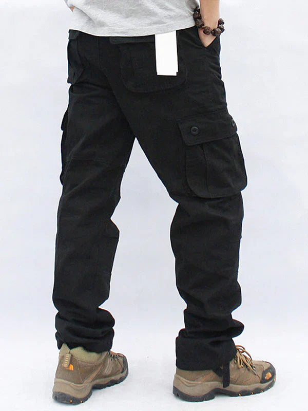 Cargo trousers with multiple pockets – casual outdoor style