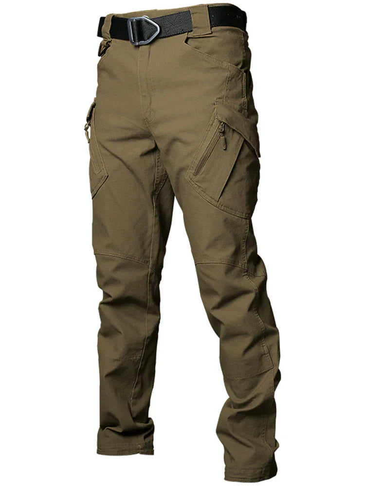 Tactical cargo pants with multiple pockets – men