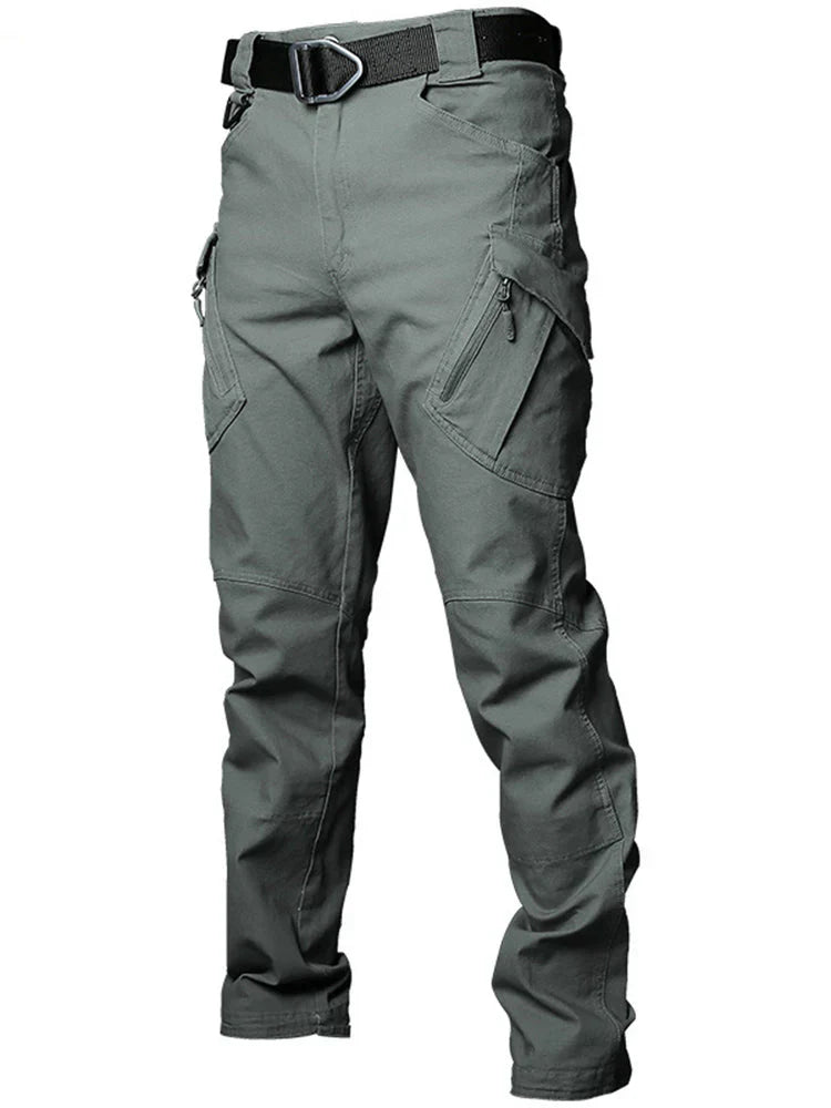Tactical cargo pants with multiple pockets – men