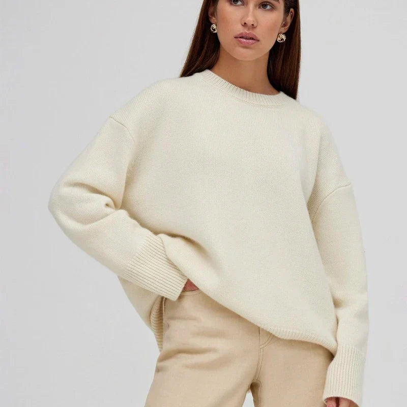 Women's cashmere sweater, simple and elegant