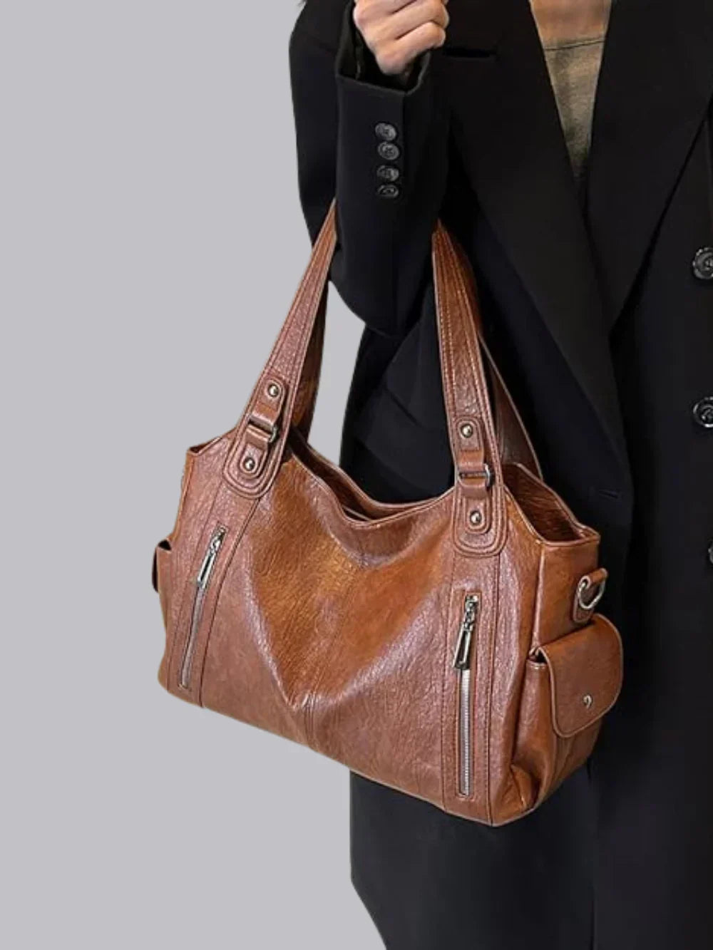 Harper structured shoulder bag in a modern design