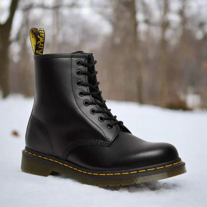 Women’s elegant classic lace-up boots – women