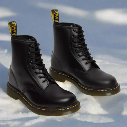 Women’s elegant classic lace-up boots – women