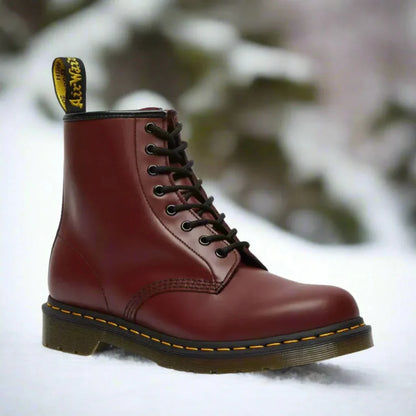 Women’s elegant classic lace-up boots – women