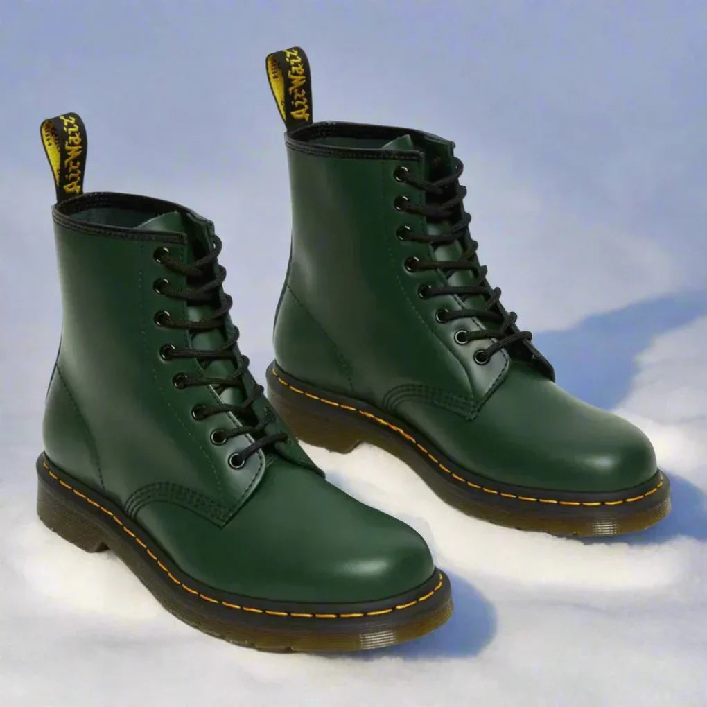Women’s elegant classic lace-up boots – women